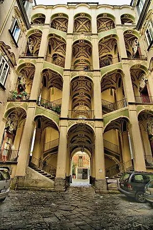 Nyaraló The White Cat